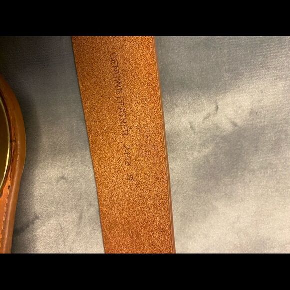 Chico’s genuine leather belt, S
